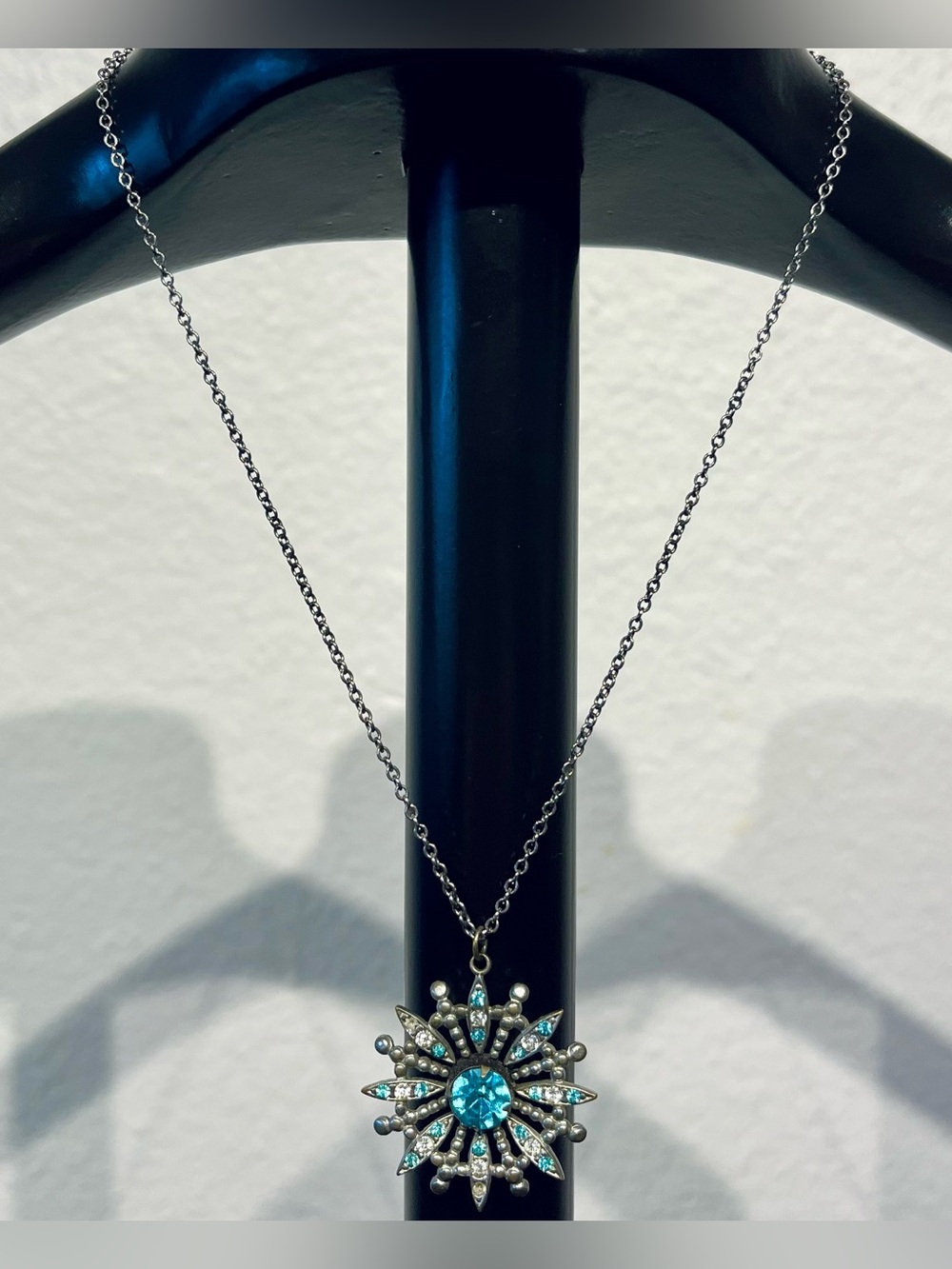 Vintage Silver and Blue Sunburst Pendant Necklace